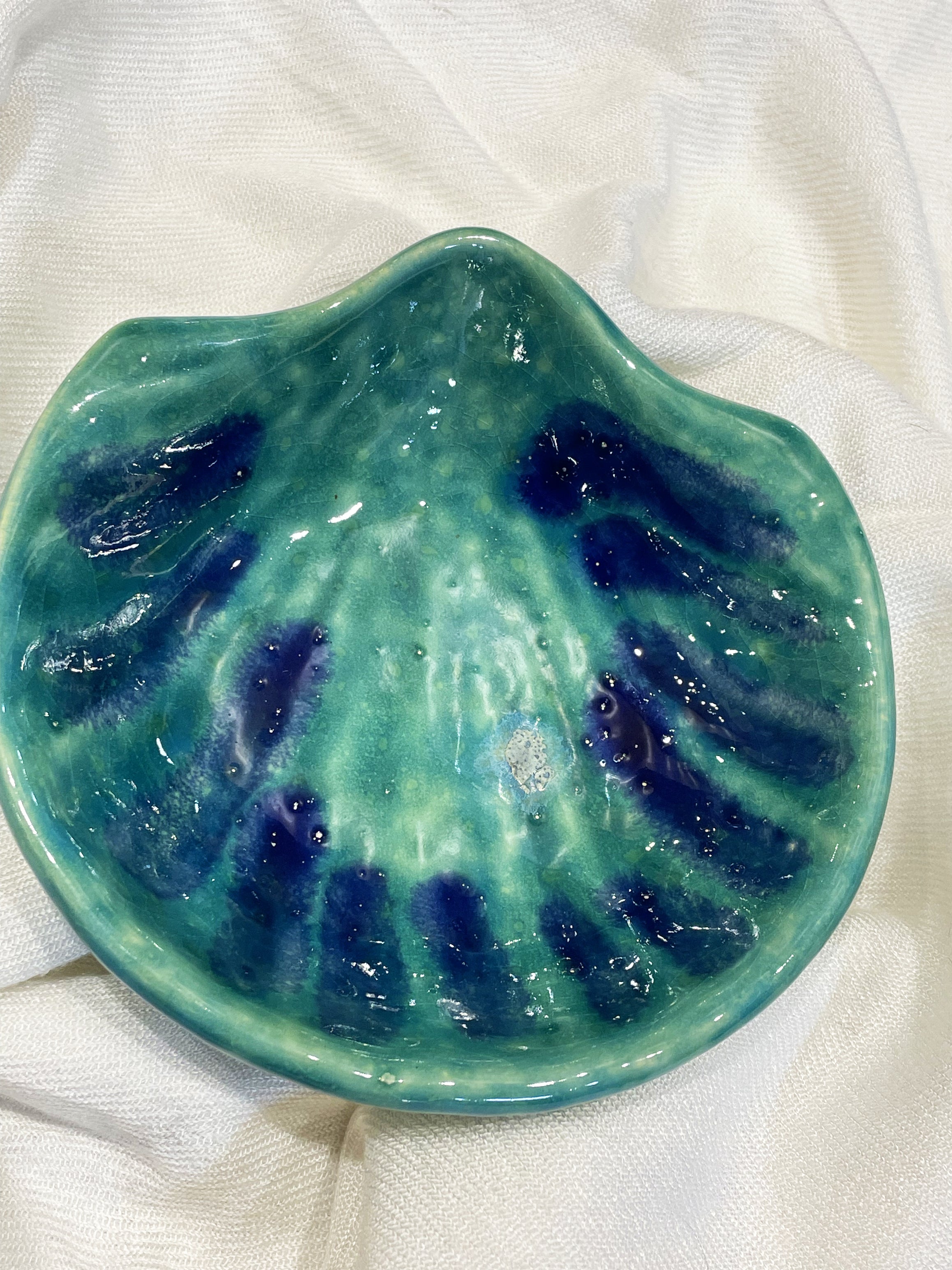 Concha Iemanjá em Cerâmica Pintada à Mão – Peça Artesanal