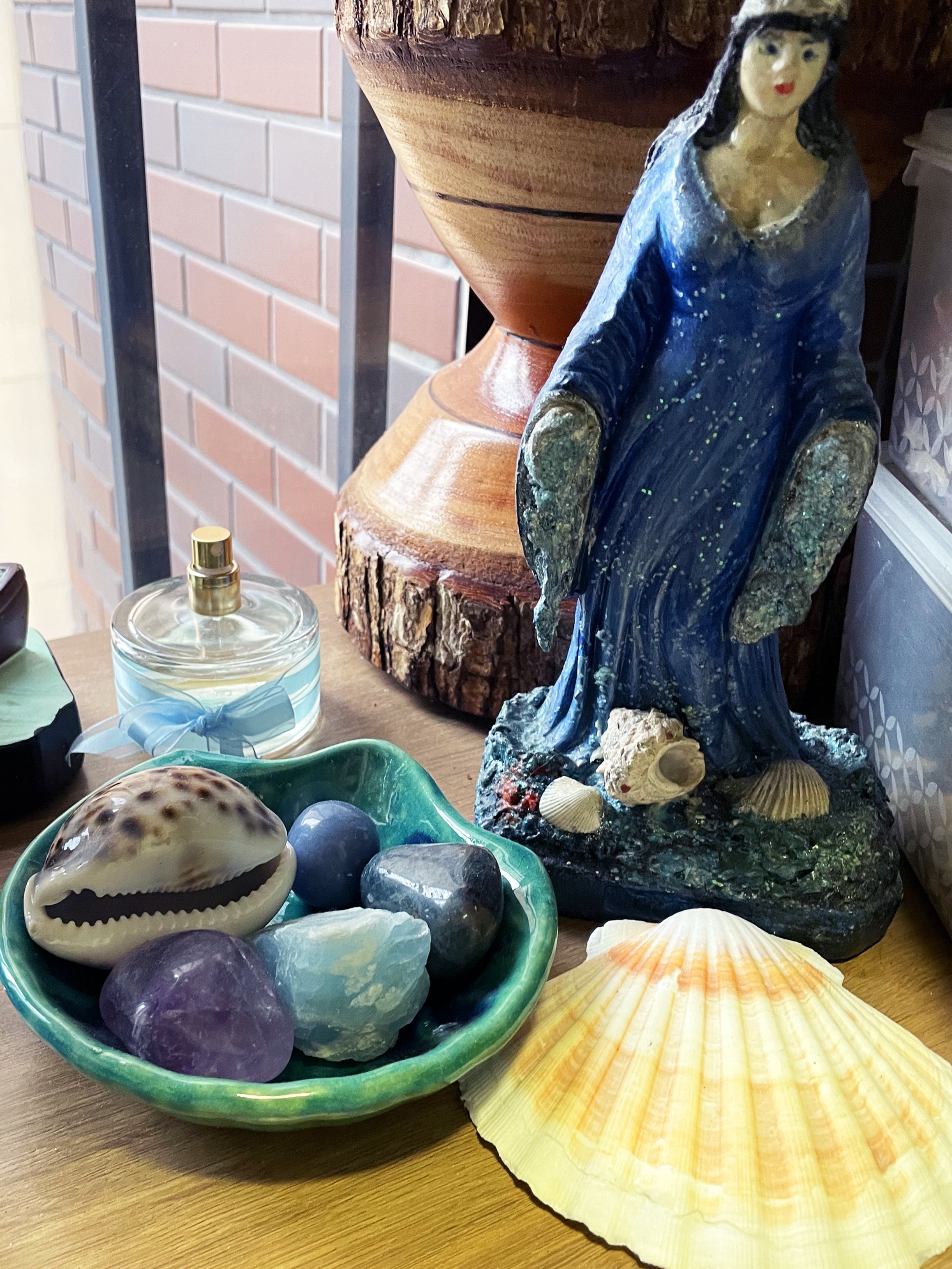 Concha Iemanjá em Cerâmica Pintada à Mão – Peça Artesanal