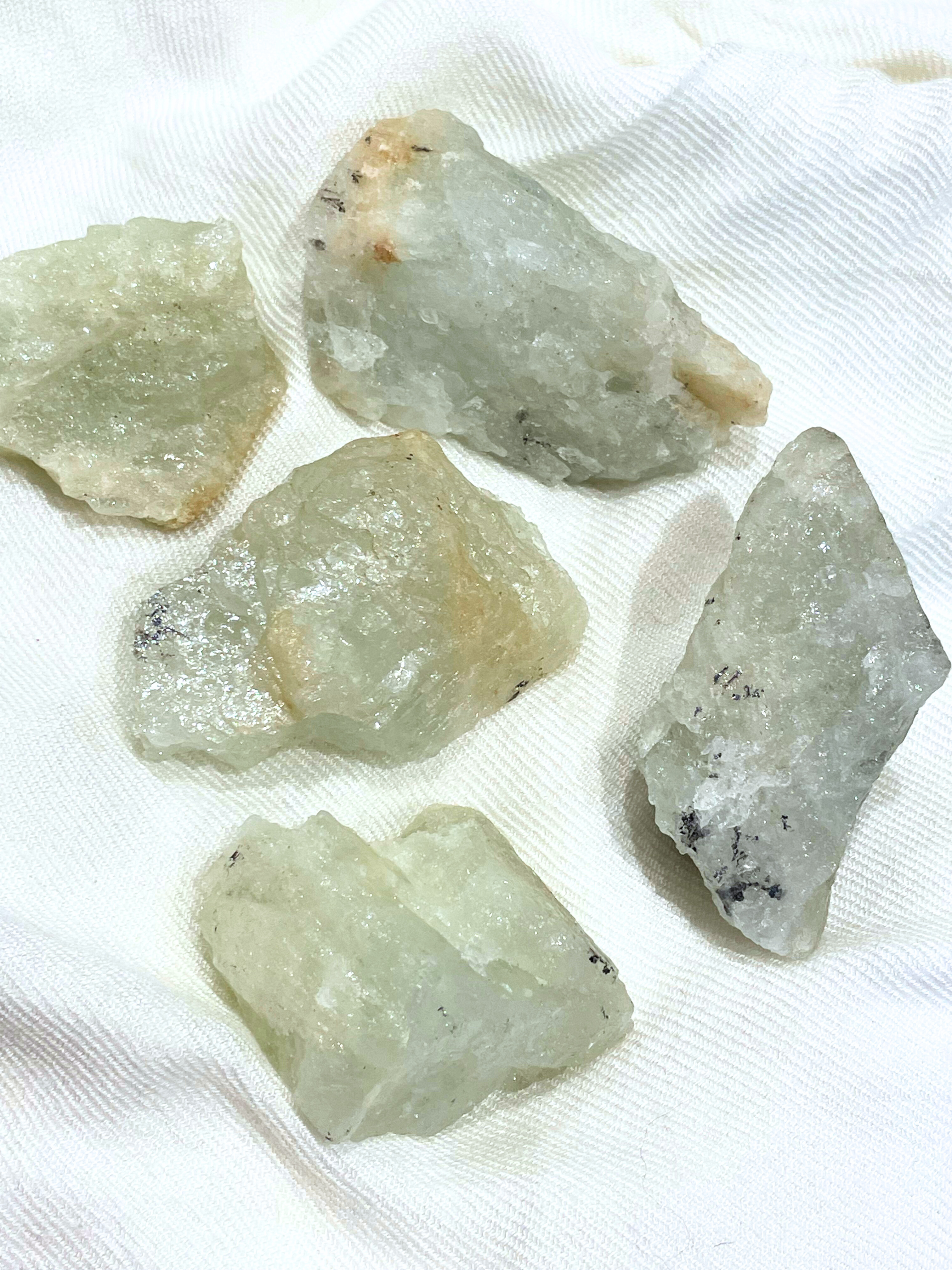 Pedra Bruta Água Marinha G (6 a 8 cm) | Ansiedade, Calma e Afeto.