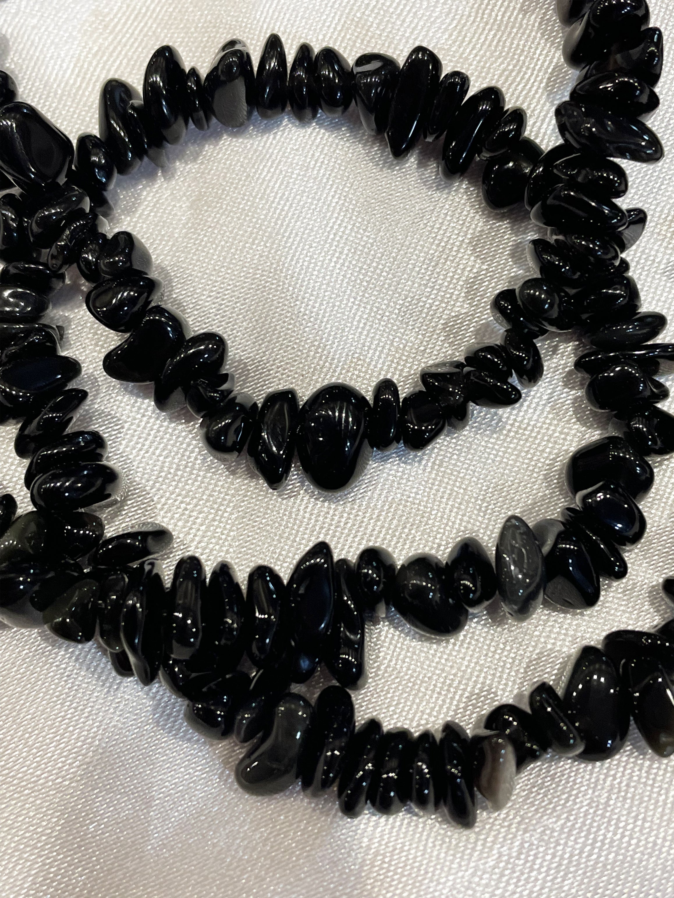 Pulseira de Cascalho em Obsidiana Preta – Pedra de Proteção, Aterramento e Centramento