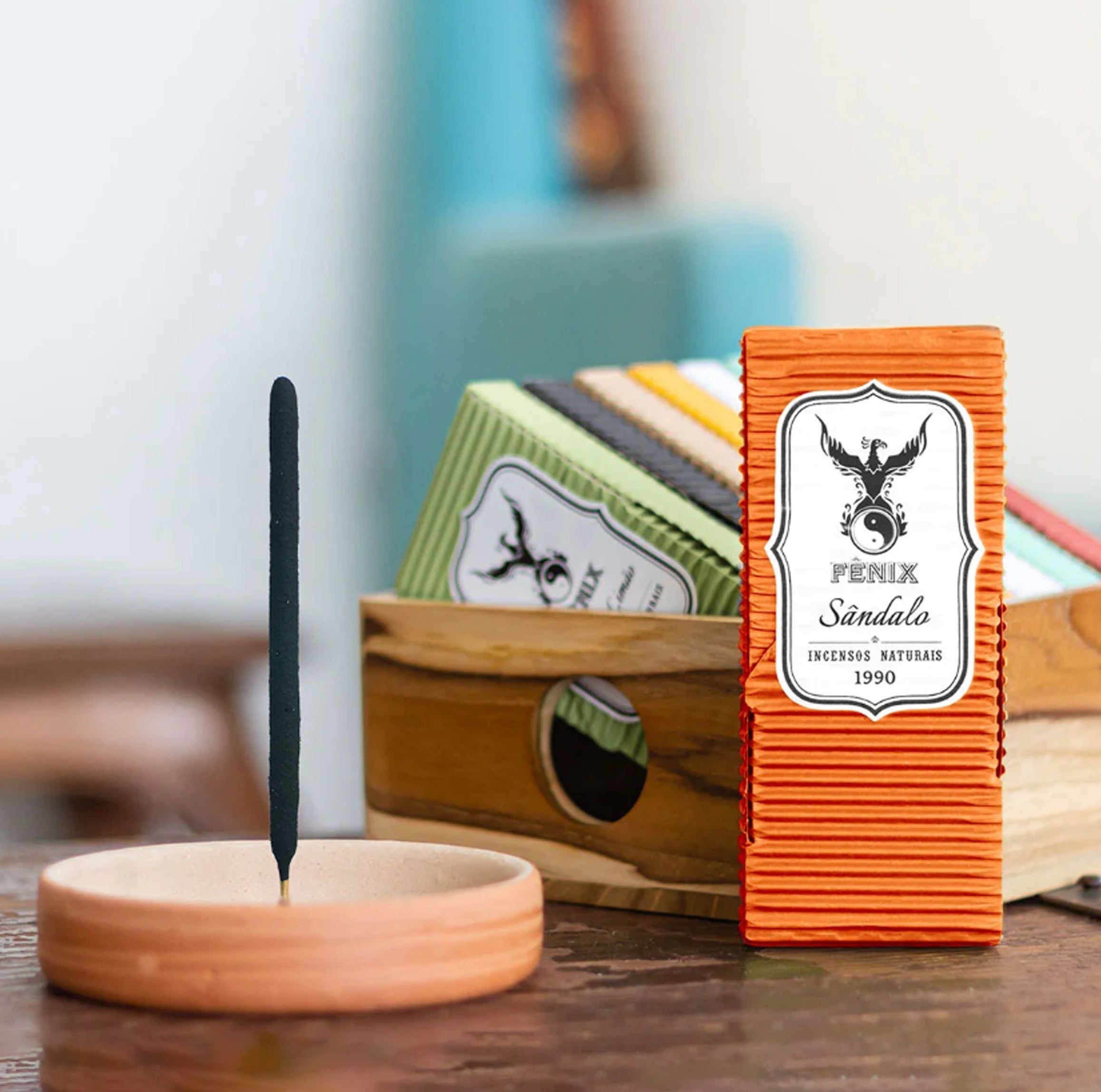 Incenso Natural de Sândalo - Purificação e Conexão Espiritual com a Tradição Indiana | Fênix Incensos