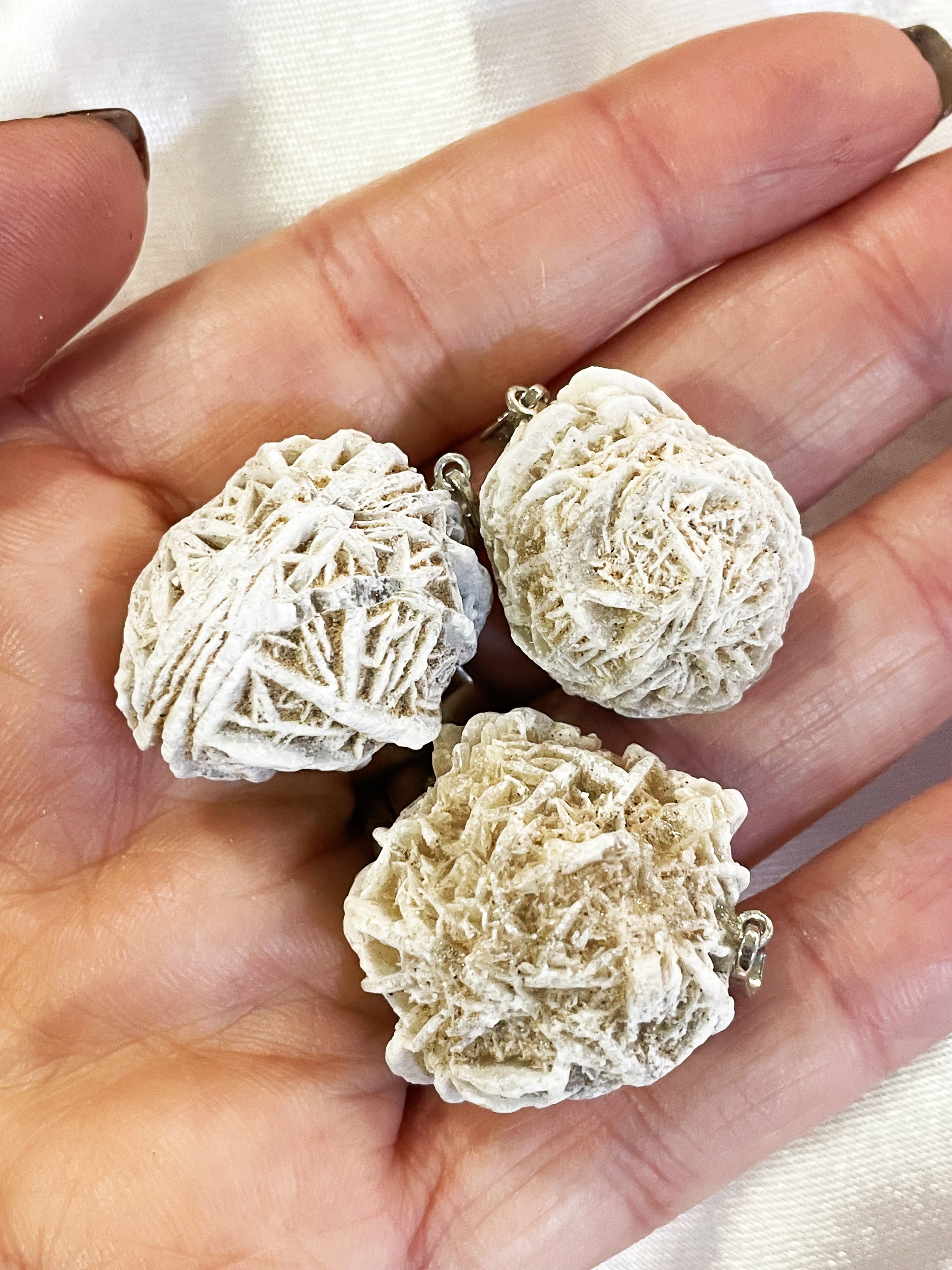 Pingente de Rosa do Deserto – Superação de traumas no Amor e Solidão