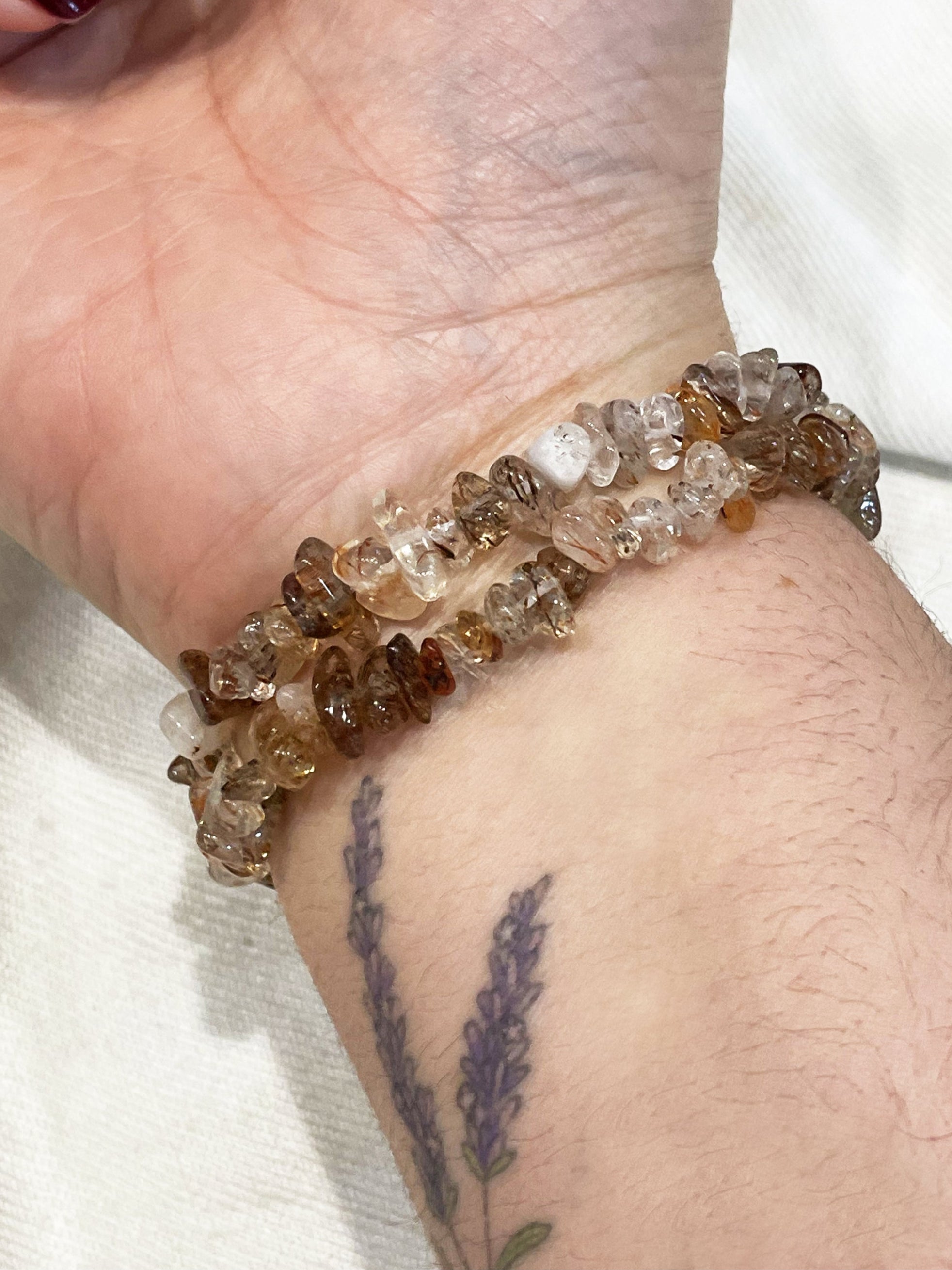 Pulseira Cascalho Quartzo com Rutilo Vermelho – Abre Caminho, Prosperidade e Criatividade